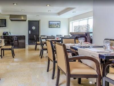 Hotel Nh 4*